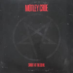 Mötley Crüe - Shout At The Devil-0