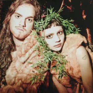 D'eon / Grimes (4) - Darkbloom-0